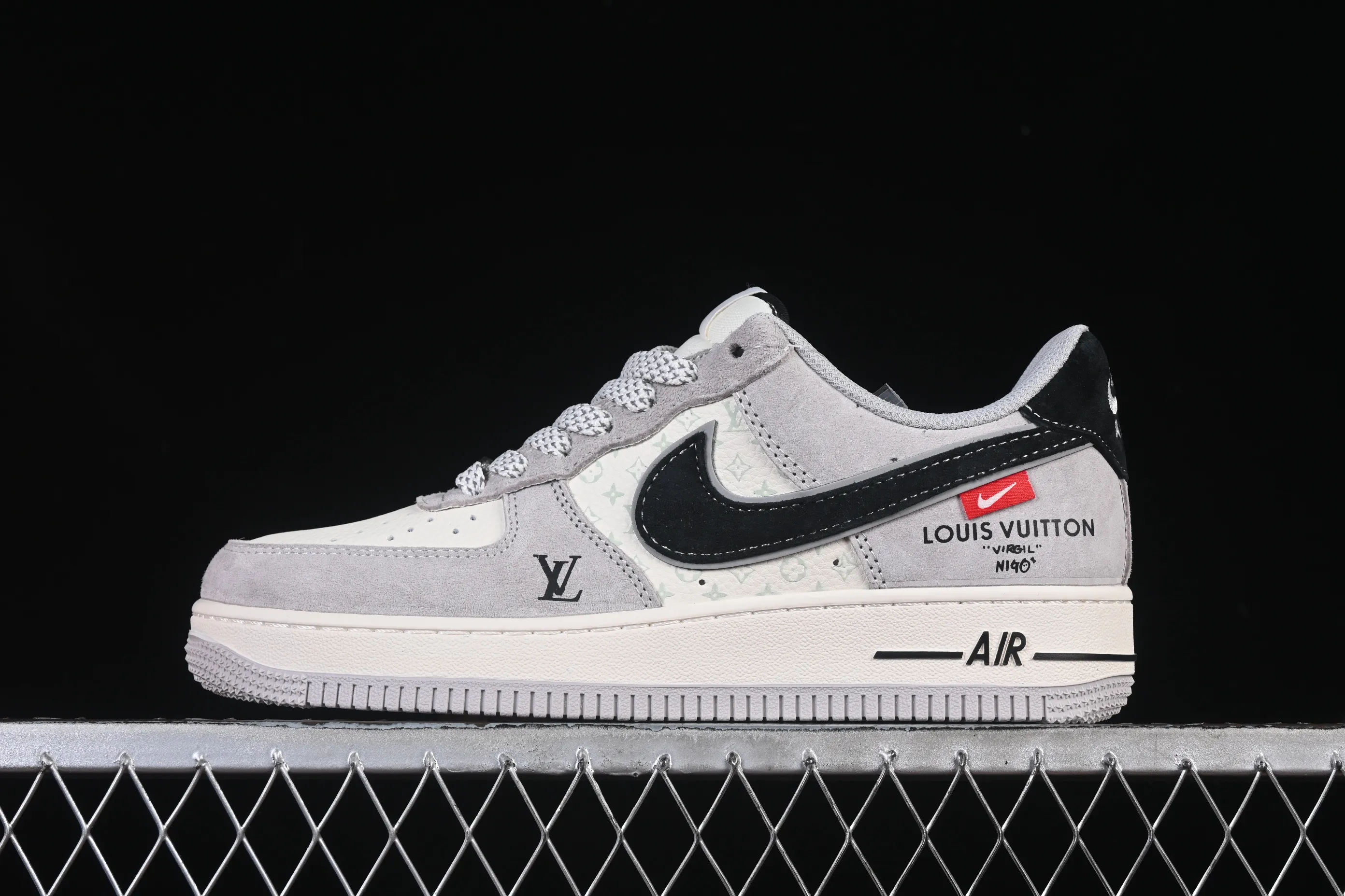 All categories Nk Air Force 1 Air Force series Nk Air Force 1 Low Air Force low top Nike Air Force 1'07 Low LV joint pig eight meters gray black Air Force 1 low top casual sneakers MZ9588-810